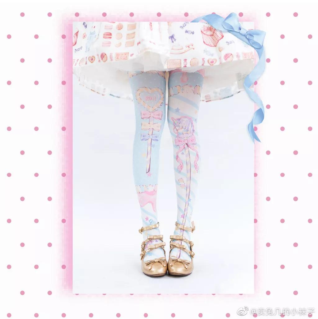 精致Lo娘必不可少的配饰？少女裙摆下的小心思，Lolita袜子安利
