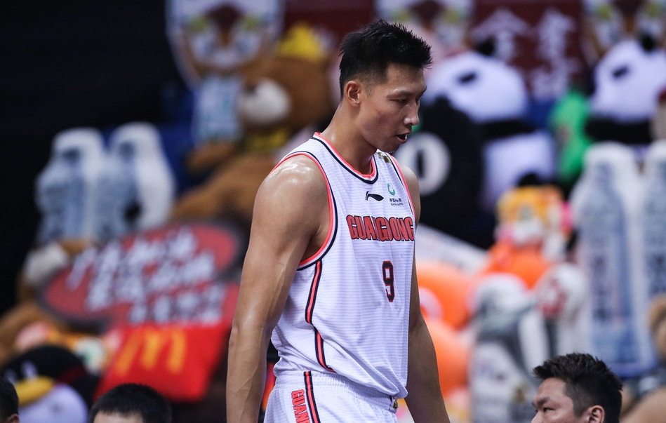 威姆斯离队广东队,杜锋谈威姆斯状态