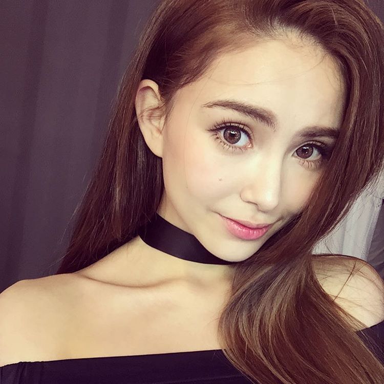 昆凌妆容全面解析,昆凌五官太美了