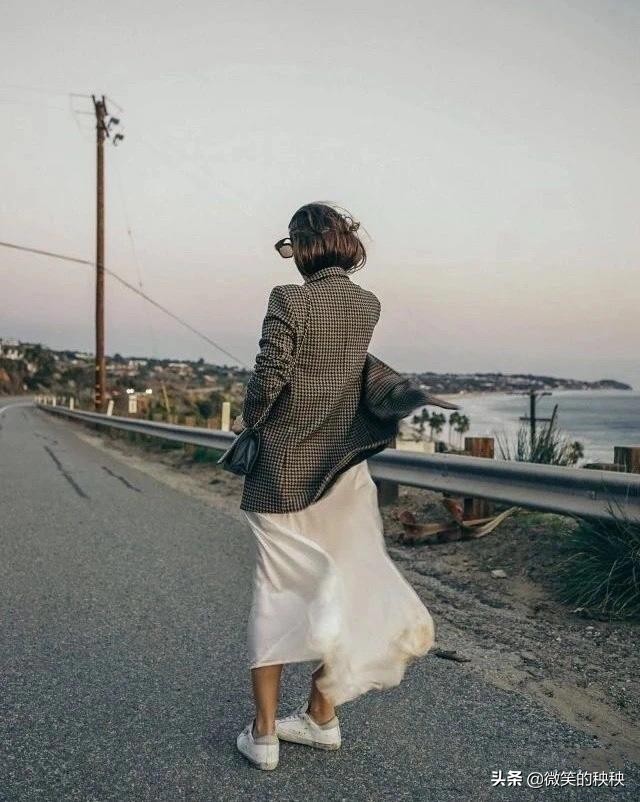 西装外套女高级质感秋冬款连衣裙,大码西装连衣裙夏2022新款爆款