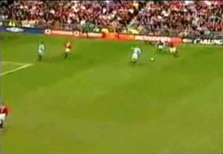 足坛十大凶狠犯规集锦,足坛十大恶意犯规集锦