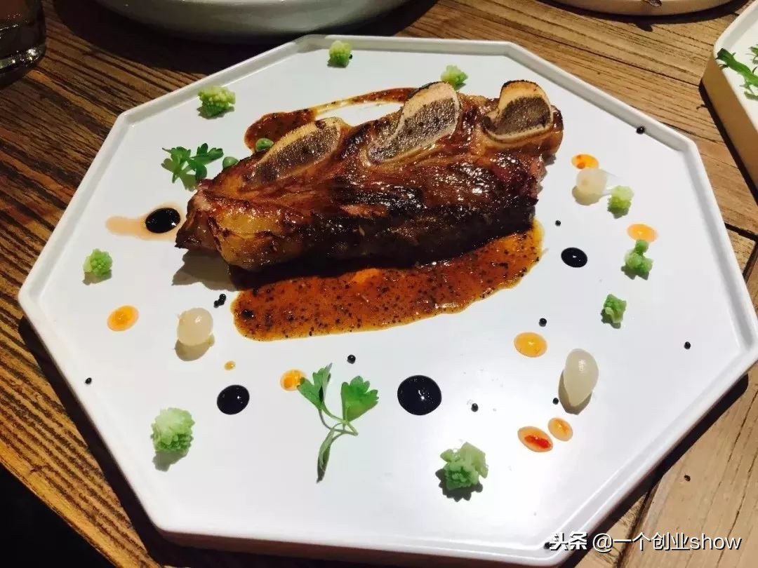 一家牛排店一天能赚多少钱,牛排店的牛排怎样才可以吃回本