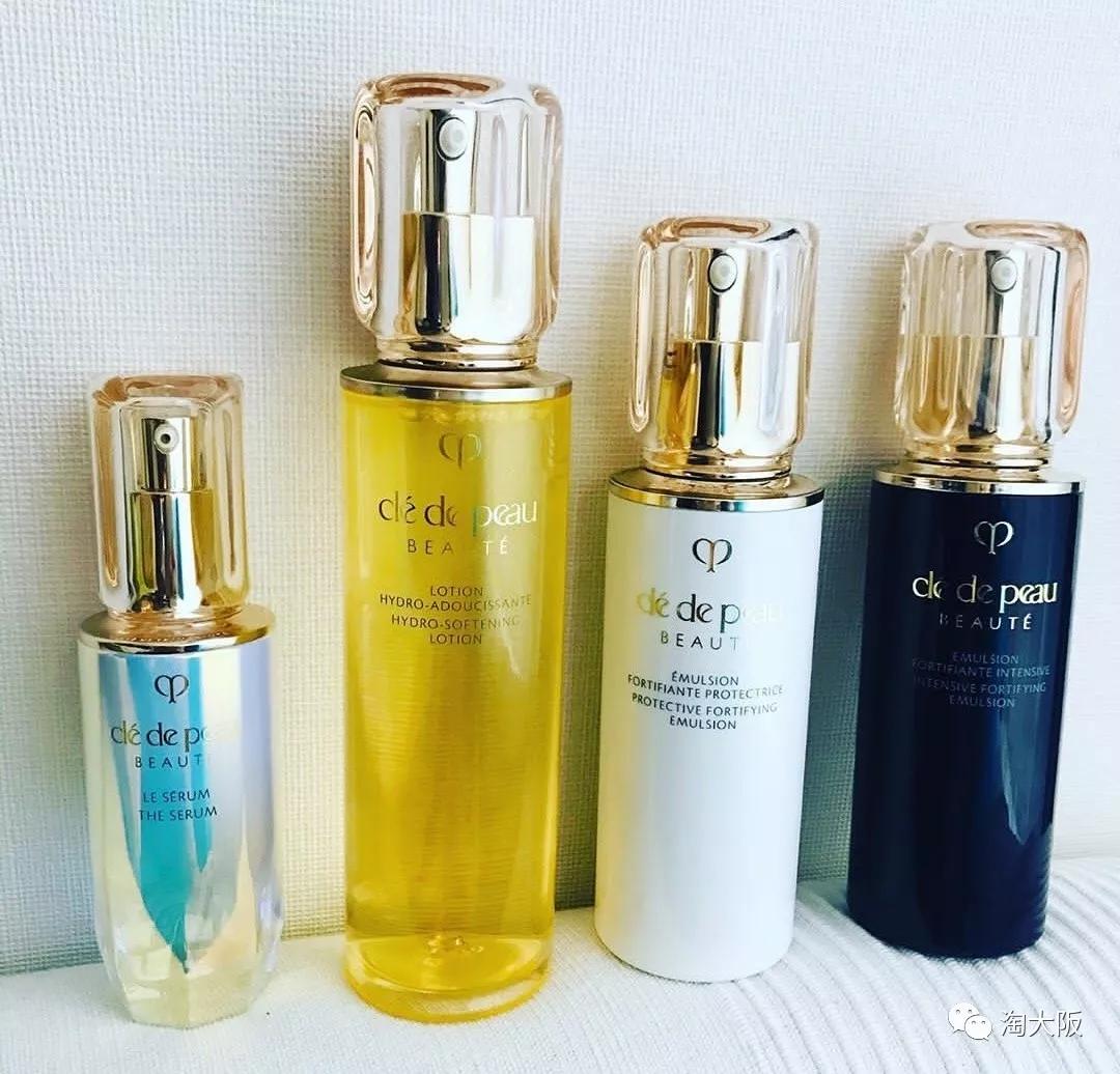 美妆界的cp组合,cpb光缎粉霜和cpb长管隔离