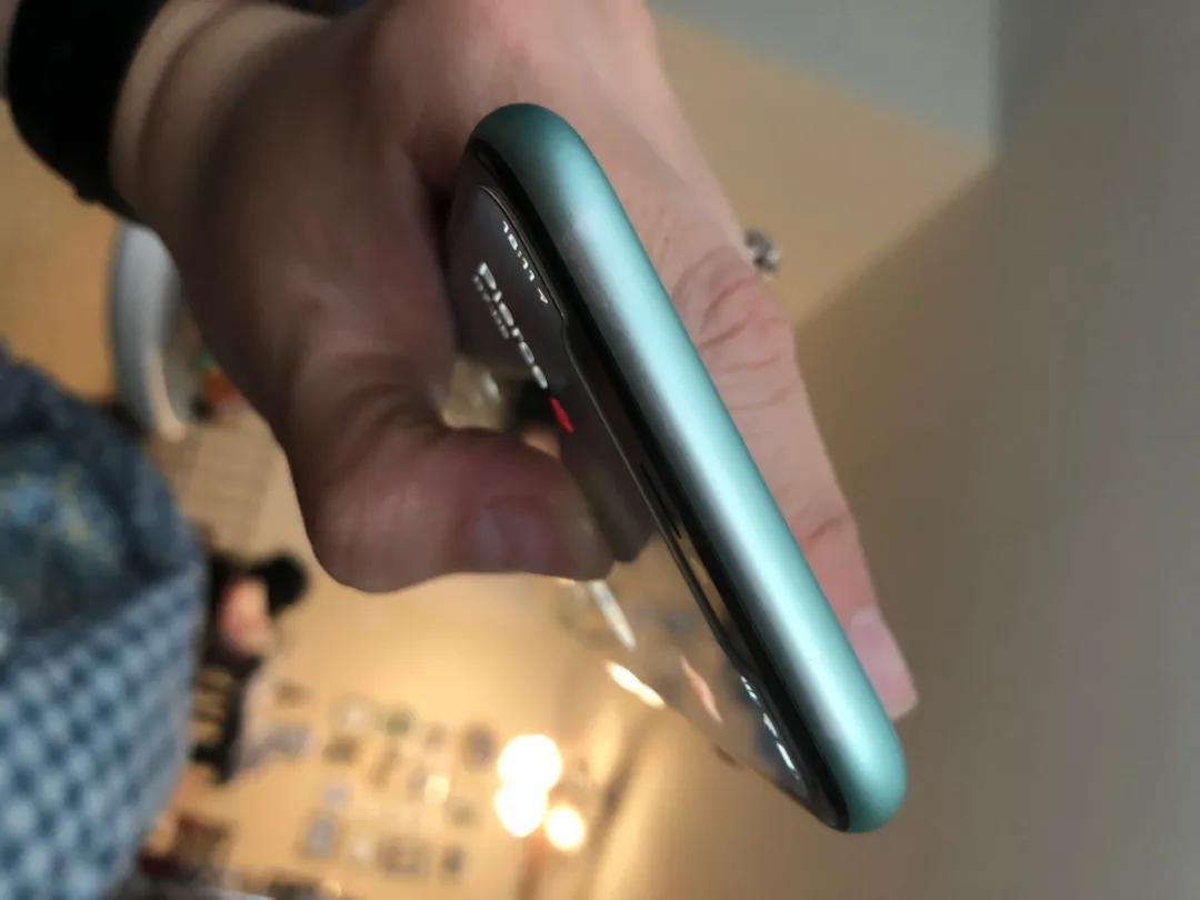 iphone12紫色掉色严重吗,iphone12褪色问题