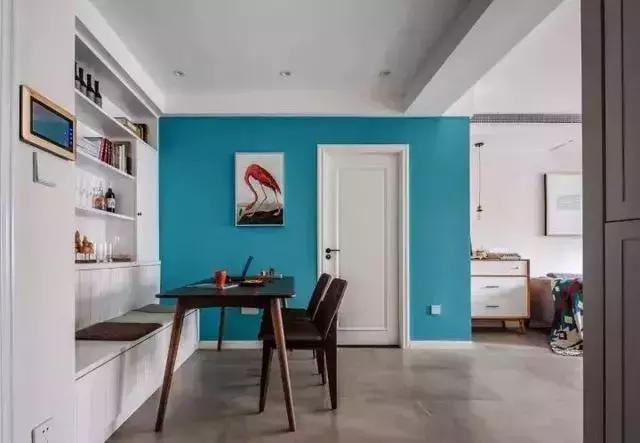 房门的颜色要和衣柜同一个颜色吗,门颜色的讲究和忌讳