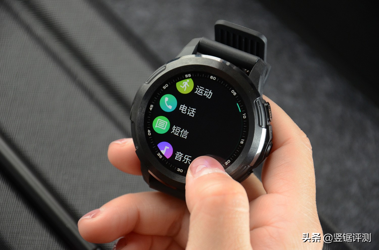 jeep智能手表值不值得入手,jeep手表全面解说