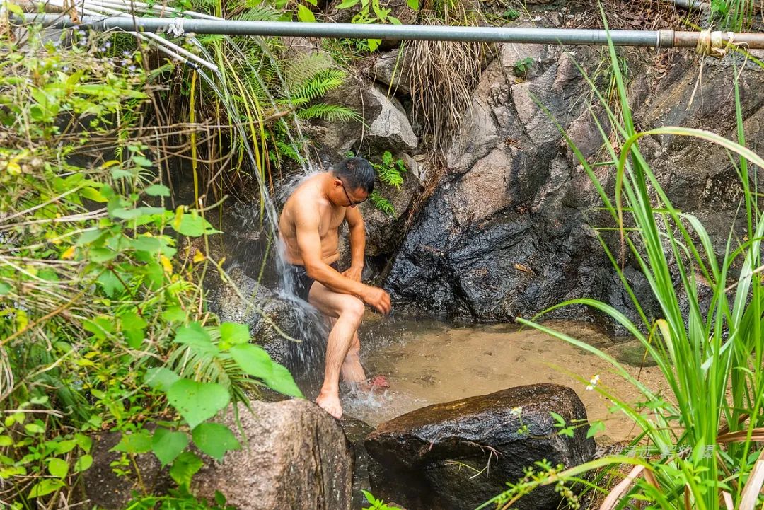 一次平常溯溪，竟意外发现广东最隐秘瀑布野温泉谷
