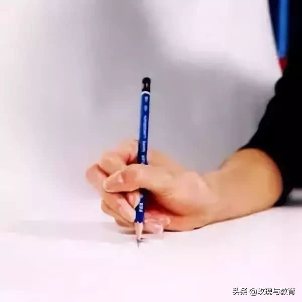 小孩书写潦草怎样引导,孩子写字潦草不规范的原因