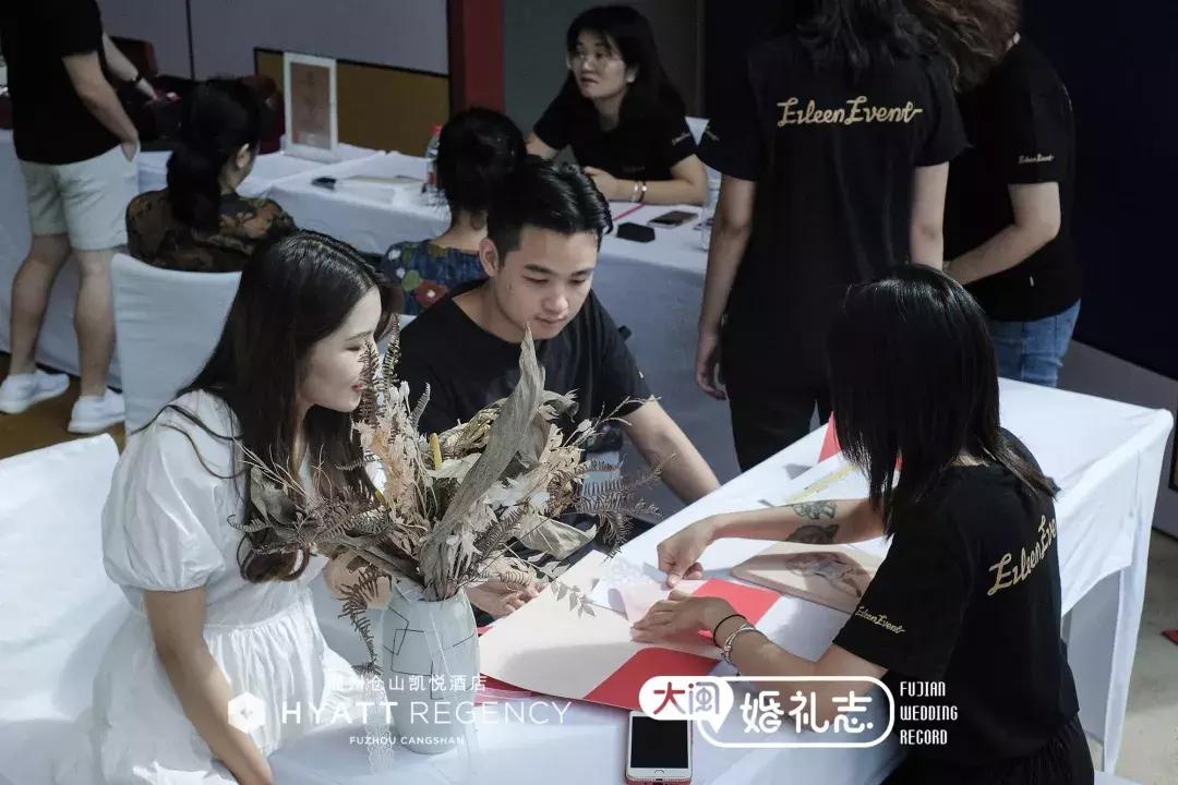 从万元婚纱照到10万婚宴，为什么全福州备婚的人都来参加喜事会