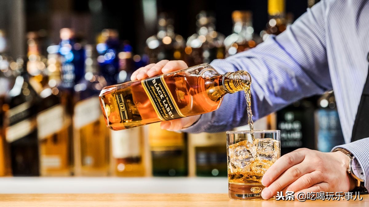 蓝方红方黑方哪个好,酒吧红方