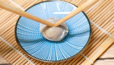 咸鸭蛋但是咸鸡蛋却很少有人吃,如何让咸鸭蛋蛋黄流油而不会咸