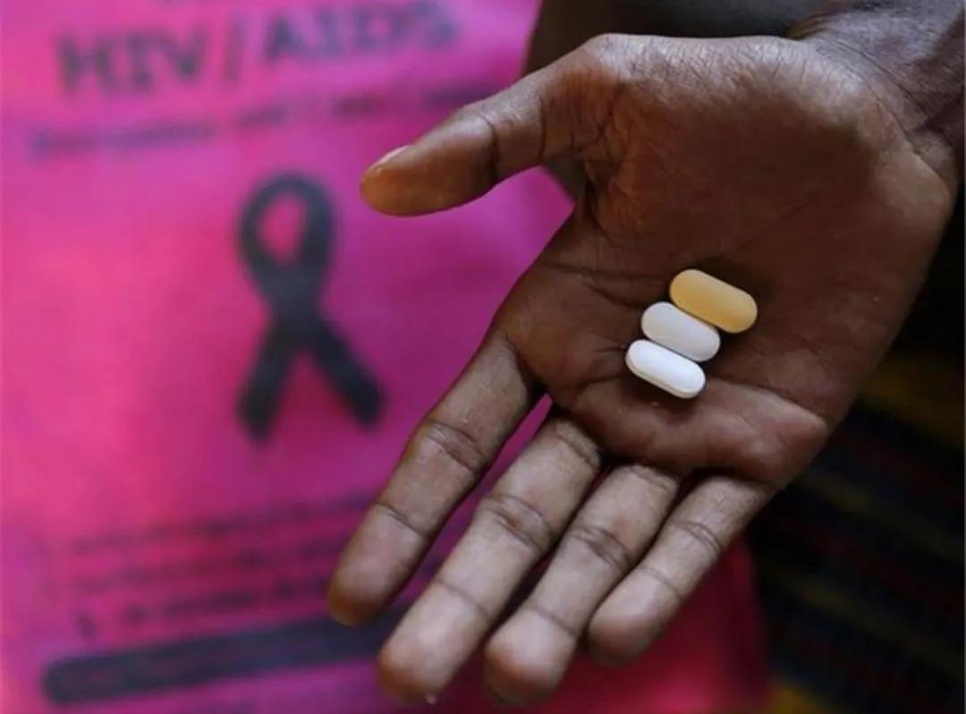 艾滋病感染的那些事：HIV阳性是不是必须要服药？