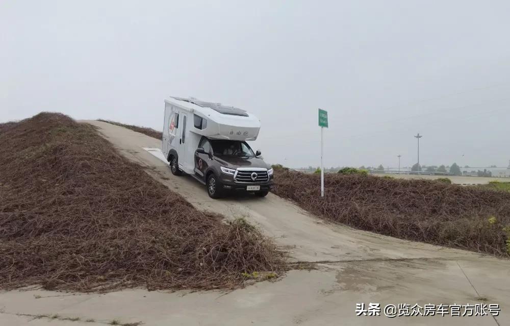 钃濇捣鍟嗘満灏忓簵杩涜揣,钃濇捣鍟嗘満濂宠閫夊搧