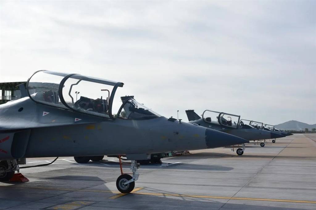 哈飞研制最新飞机,哈飞教练机