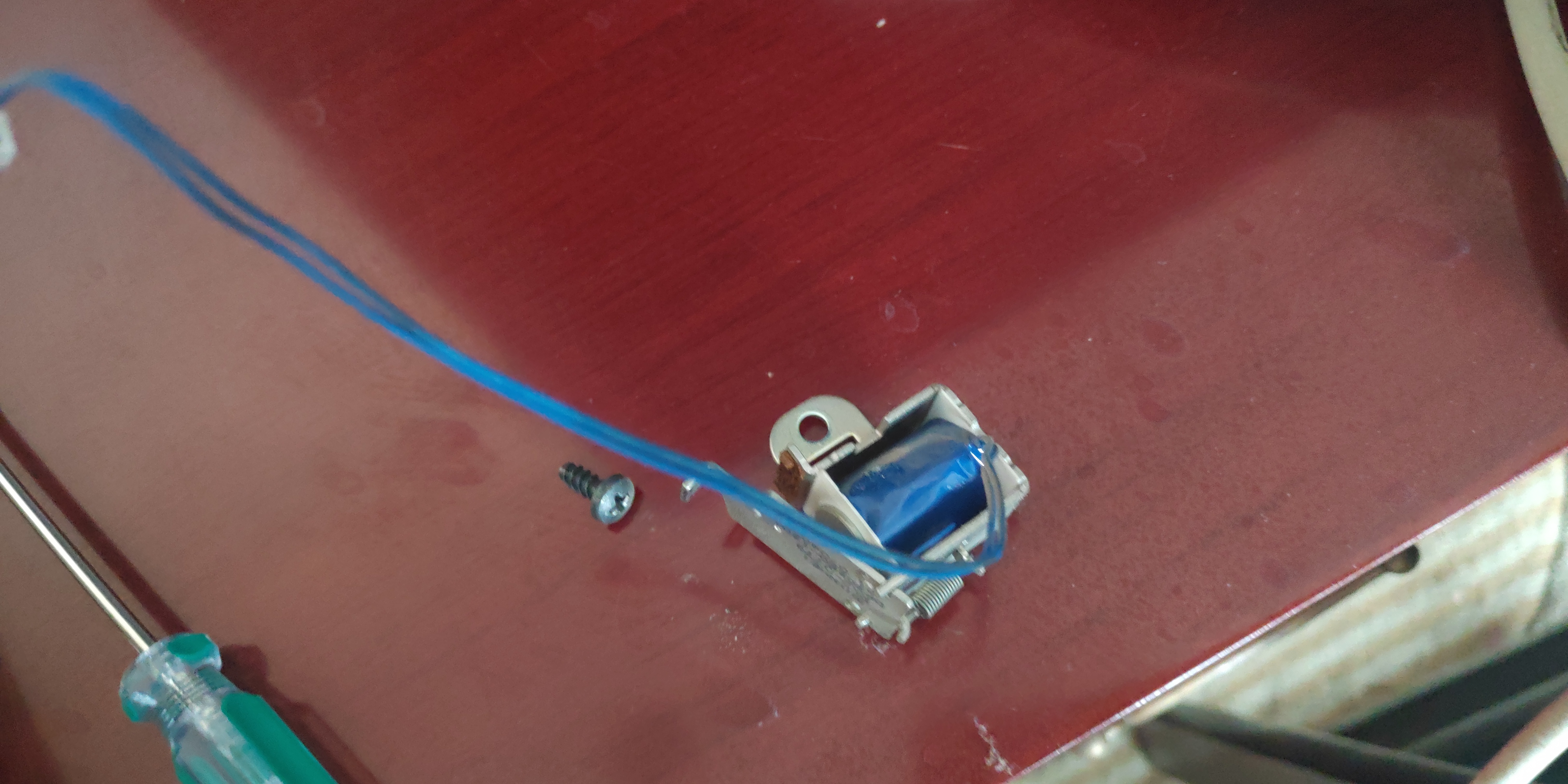 打印机卡纸有碎纸怎么解决,老式打印机卡纸死机怎么处理