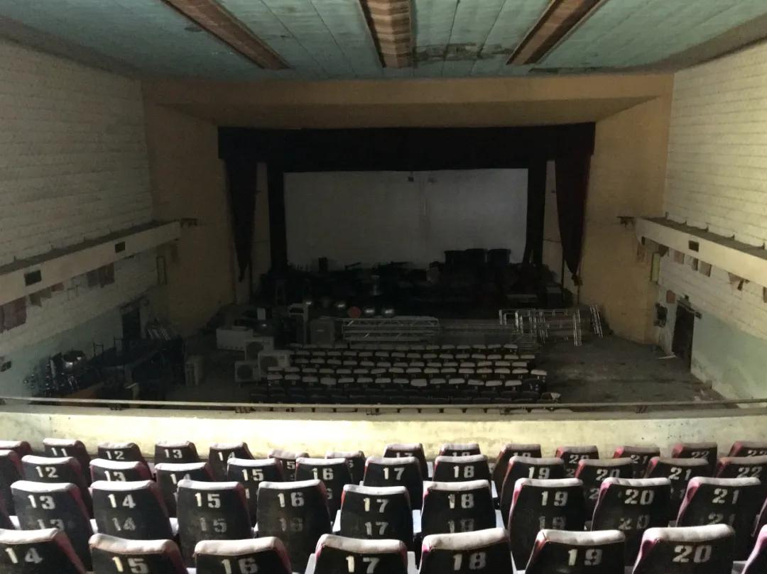 TA是肇庆首家中央空调立体声电影院！照片里的记忆，戳心了