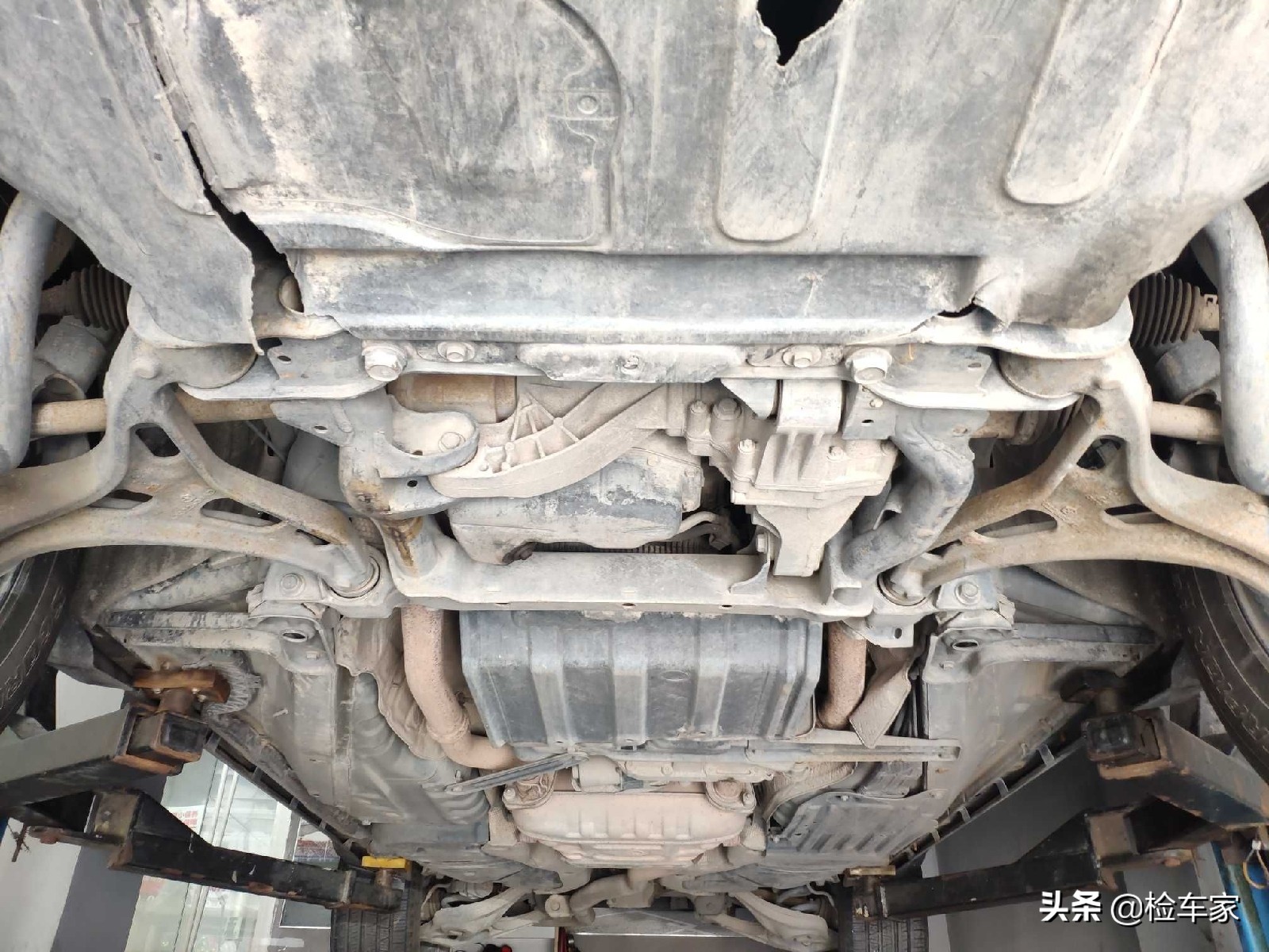 新款普拉多上市老款还值不值得买,全品牌新车丰田普拉多是否靠谱