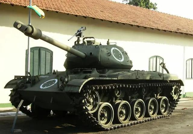 日本10式轻型主战坦克,日本新一代10式主战坦克