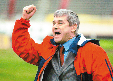 椴佽兘娉板北瓒崇悆鍘嗗彶,灞变笢椴佽兘娉板北瓒崇悆闃熷彂灞曞彶