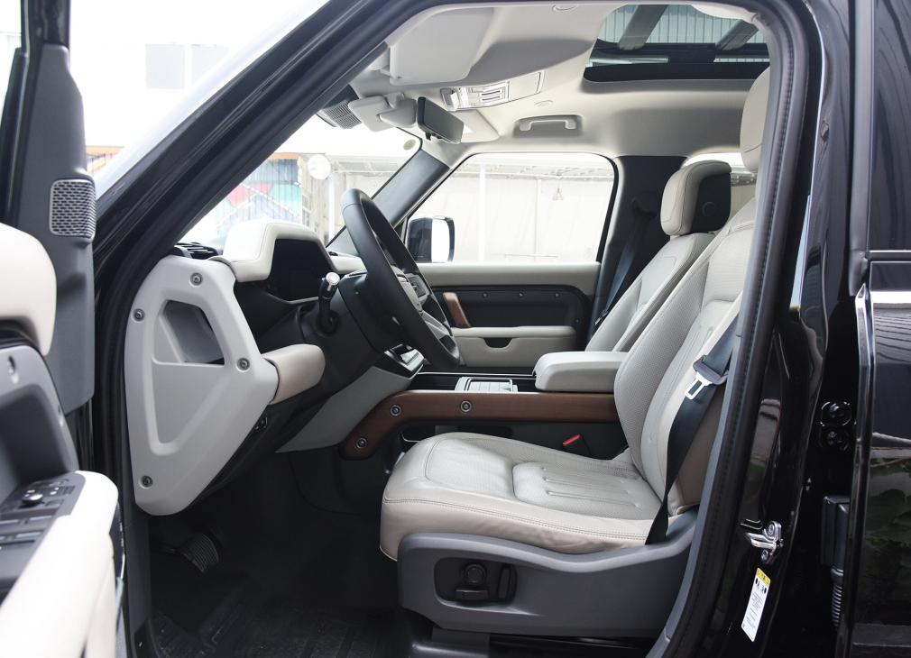 鐏甸瓊杞﹀瀷,鐏甸瓊钀藉箷