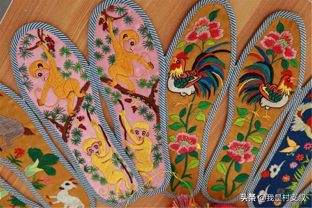 绣花鞋垫采用的是什么绣,手工鞋垫绣花自己绣带线的