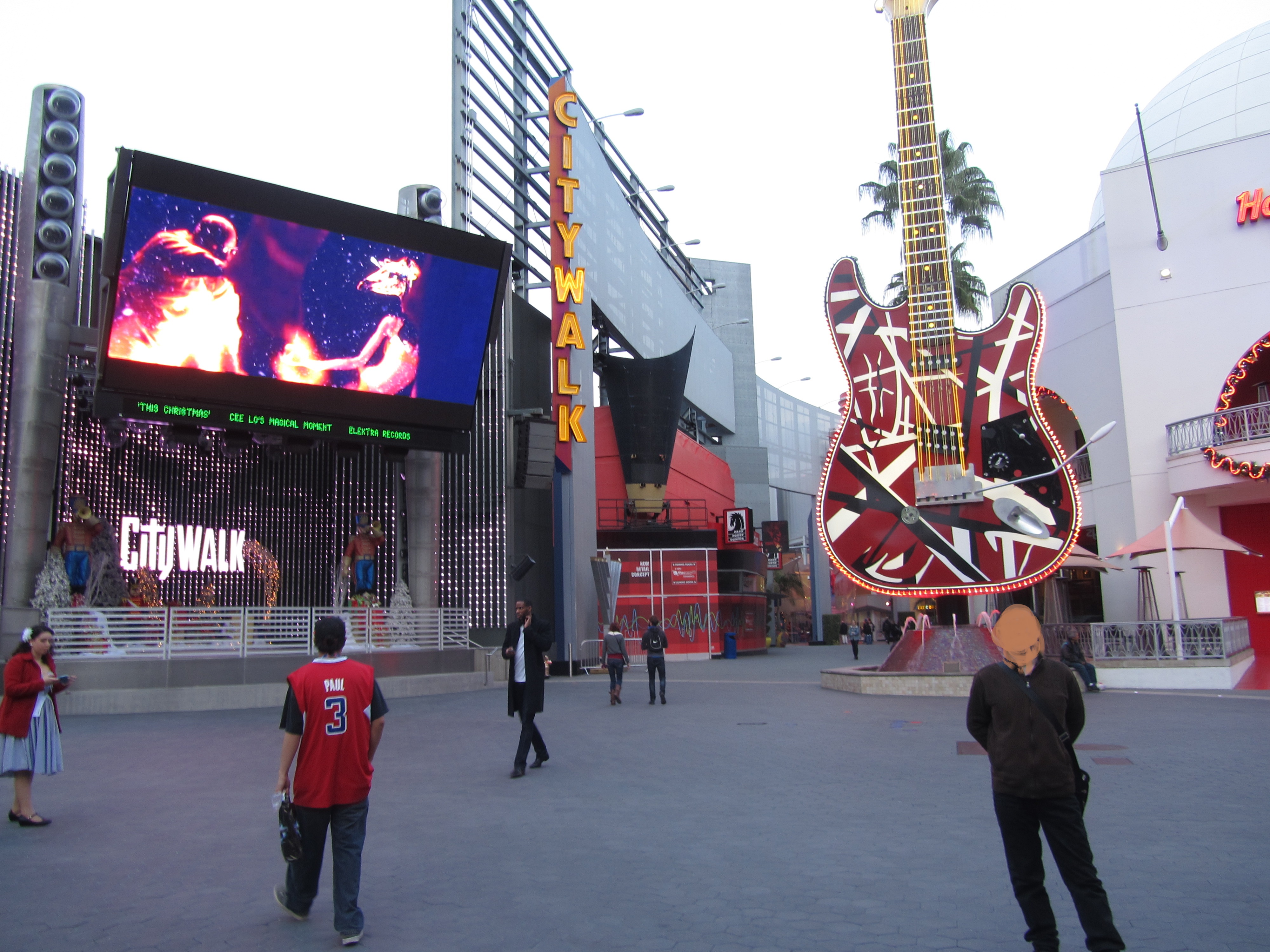 美国人找我要烟抽：美国印象