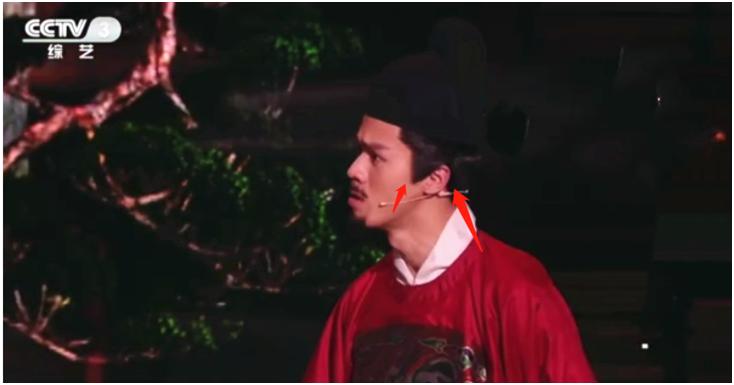 中央电视台穿帮镜头,国家宝藏靳东花絮