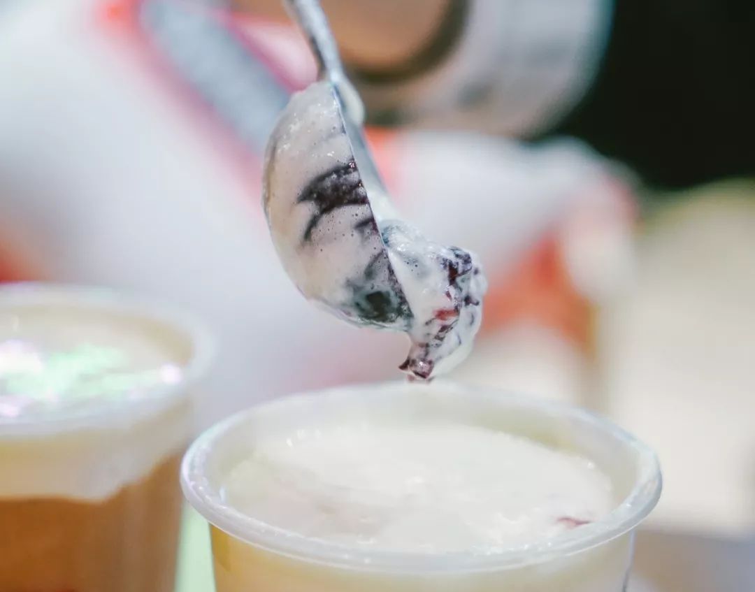 上海的夏天是炎热的,swisse好喝的奶茶