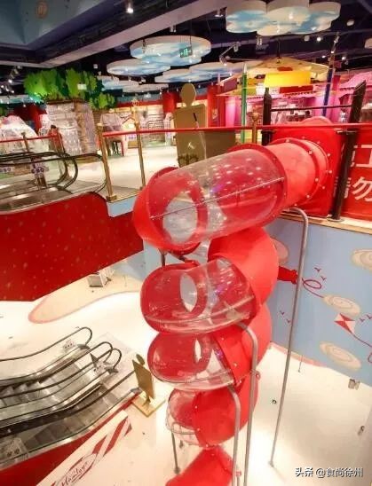 深夜重磅消息,深夜突发事件新闻