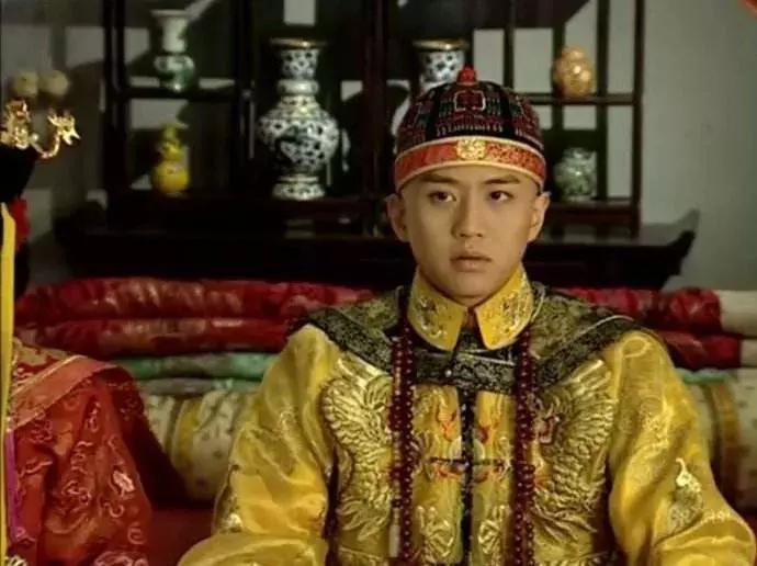 《烈日灼心》里邓超演被注射致死，导演以为他真死了，抱着他痛哭