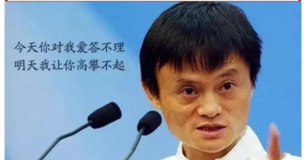 从时尚界的引领者到城乡结合部的代表,欧时力经历了啥?