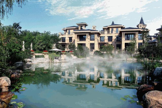 这家笨拙的开发商，名字里包含了所有中国人的希望