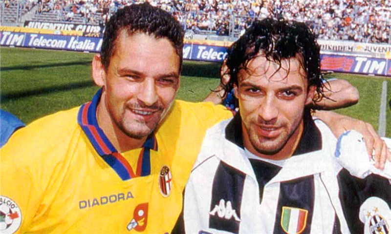 巴乔面对马拉多纳长途奔袭,巴乔对阵马拉多纳