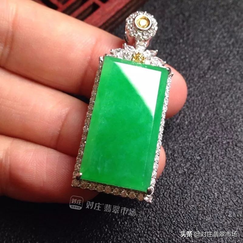 3000元翡翠无事牌,4000块钱无事牌