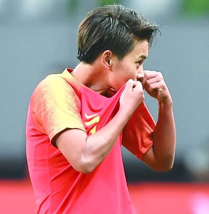 中国女足赢了的所有人的反应,中国女足输了赢了