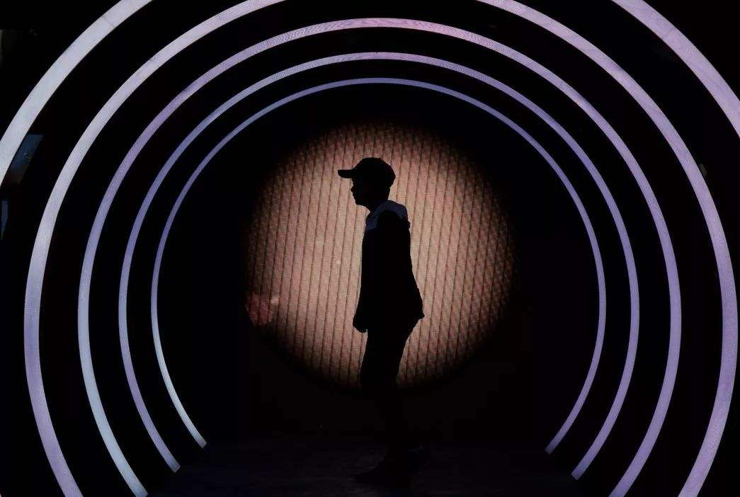 总感觉自己长得丑是心理问题吗,发现自己很丑是什么心理