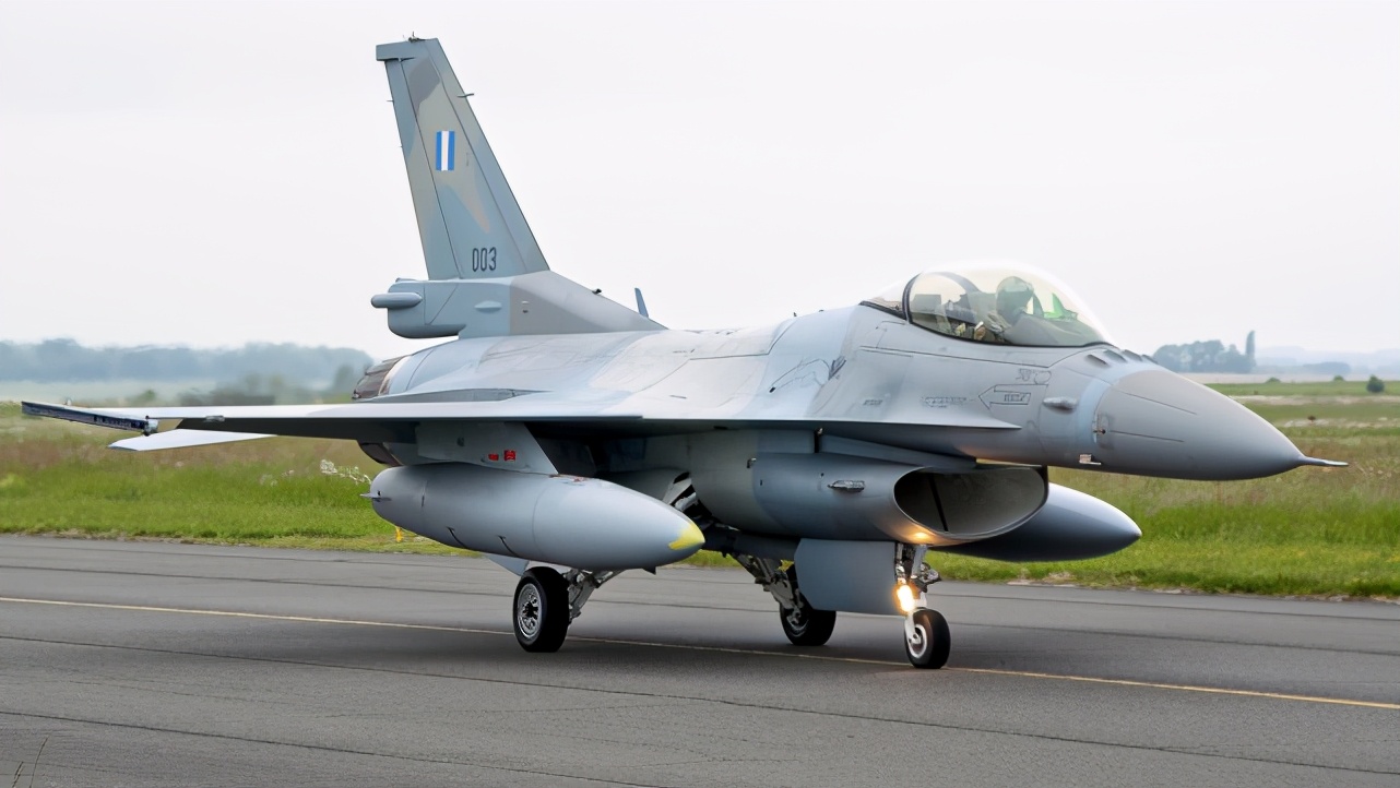 希腊空军装备f16型战斗机图片,希腊空军f-16战斗机