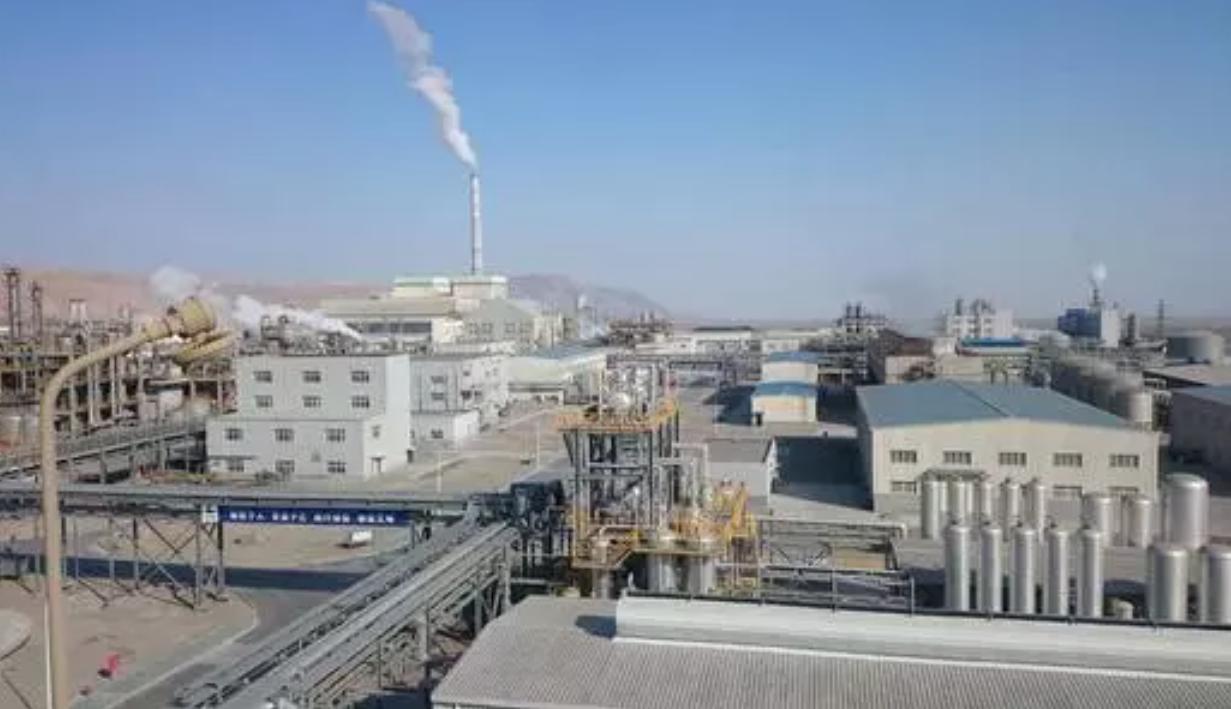 中泰化学增发股票价格,中泰化学股票值得长期持有吗