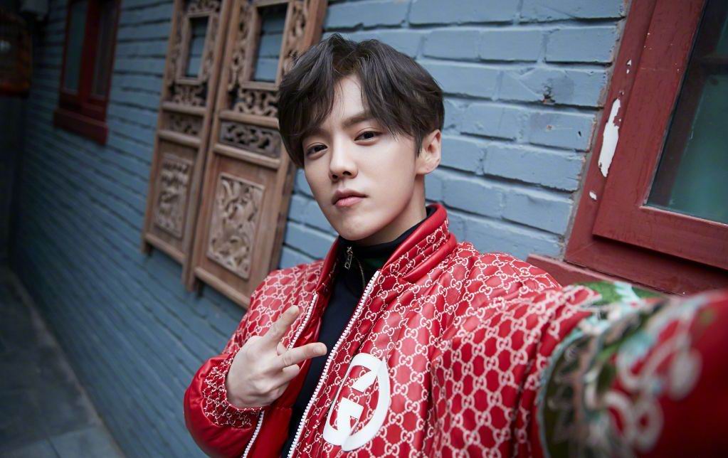 鹿晗晒进球视频,鹿晗晒健身照