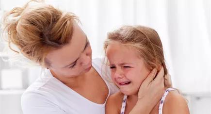 崔玉涛安抚哭闹孩子的方法,崔玉涛宝宝爱发脾气怎么办