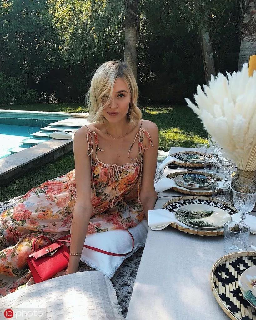 新年发型头发少,新年就要换新发型图片