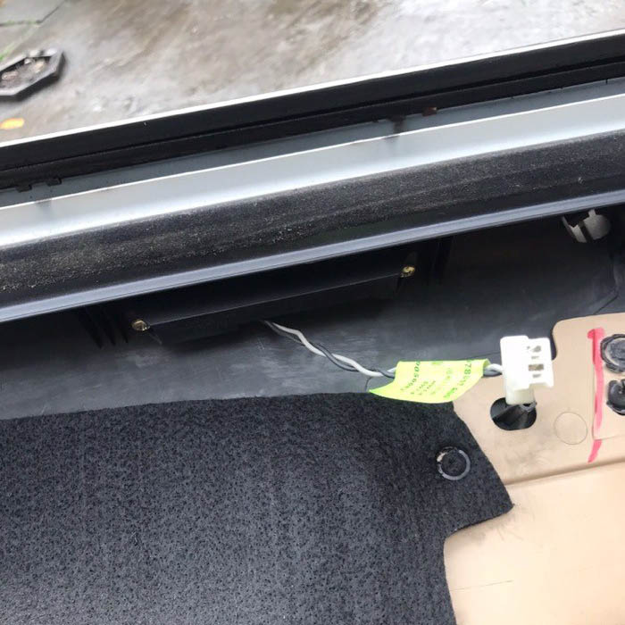 车窗升降机更换多少钱,如何自己动手更换车窗升降器