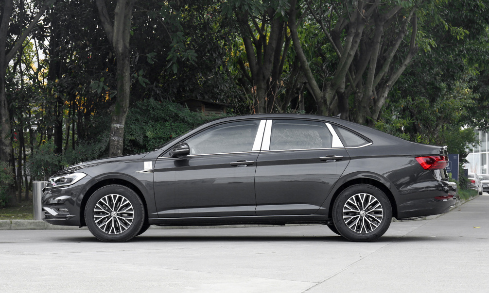 23款大众速腾超越版1.4t功能介绍,18款大众速腾1.4t豪华版问题多吗