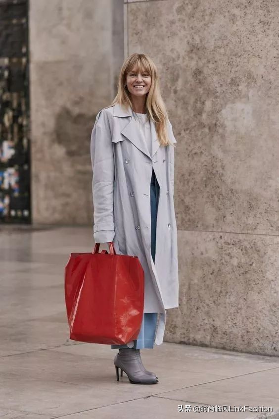 今年流行大包 (今年女士流行格子大包)