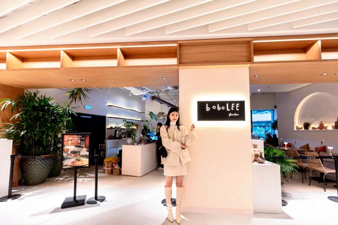 christiandiorcouture前滩太古里店,dior圣诞树前滩太古里