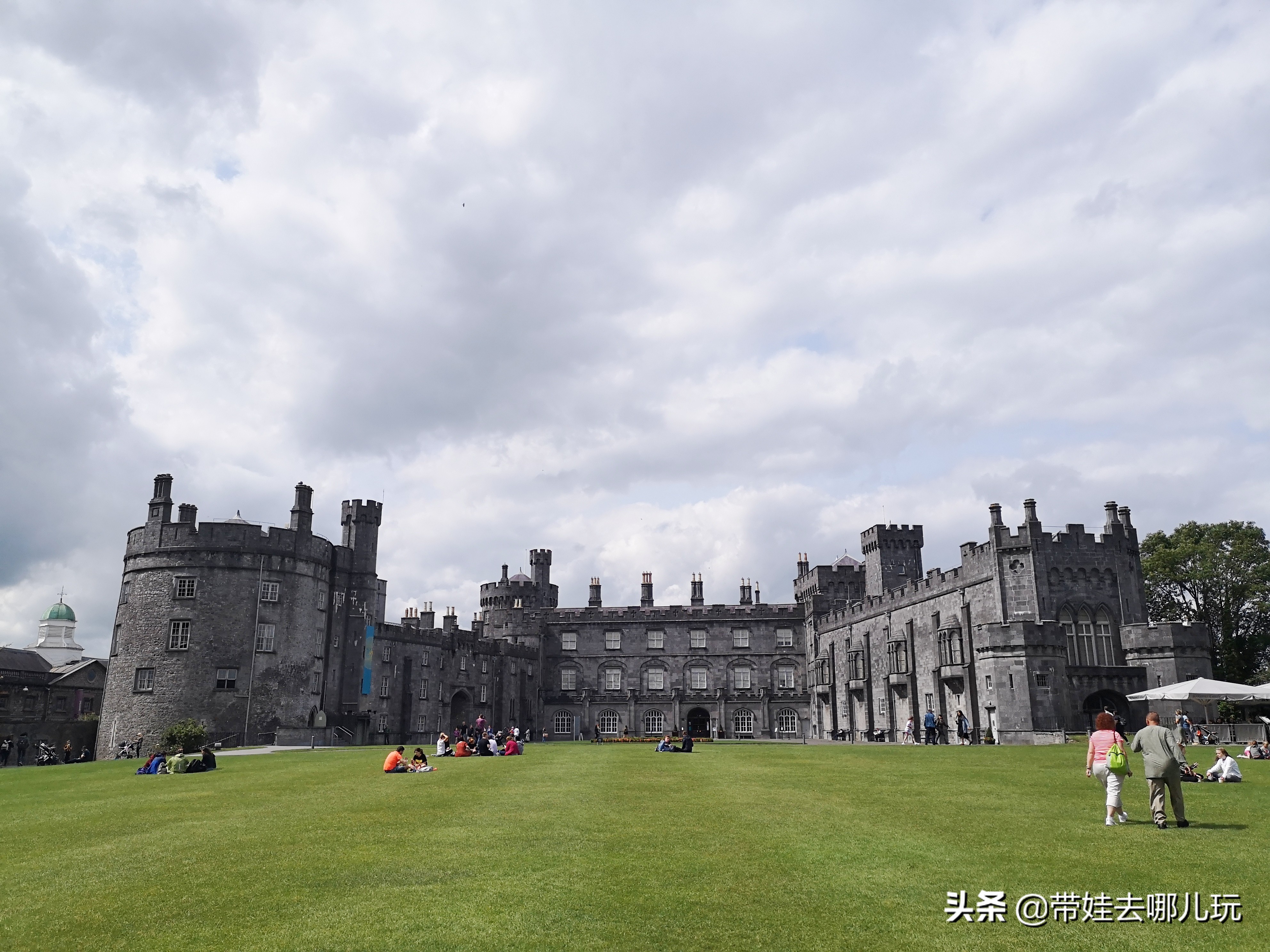 爱尔兰翡翠岛旅游景点,翡翠岛