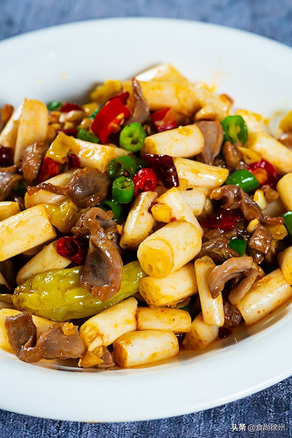 滚烫，火辣，江湖气！当武汉的馆子来到徐州，这座城的灵魂也来了