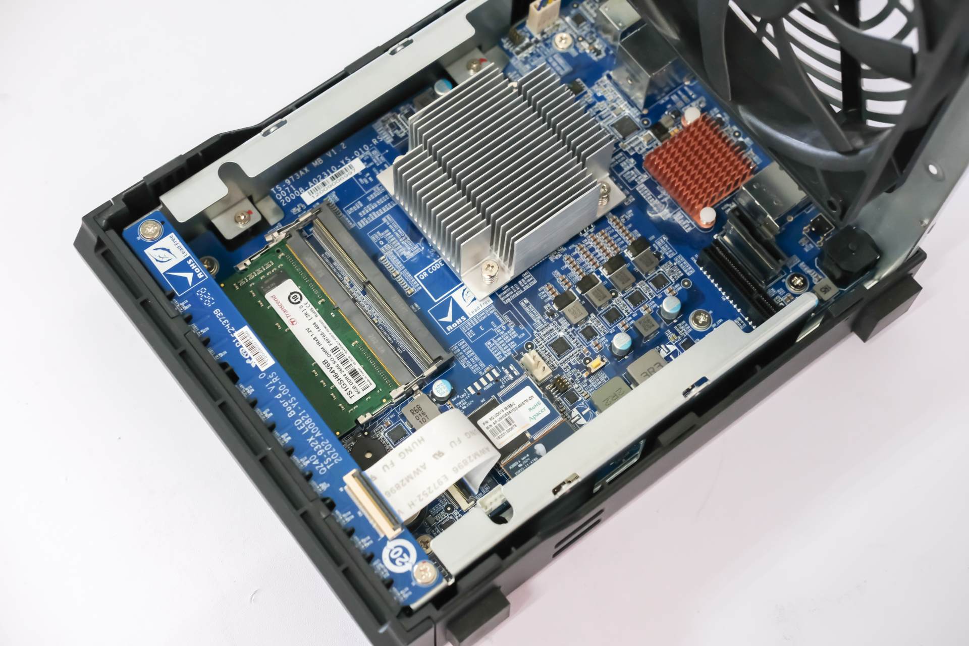 ZFS、RAIDZ欲罢不能？威联通TS-h973AX上手