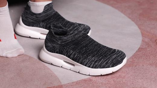 49元一只袜子的鞋子,69元一双的棉袜