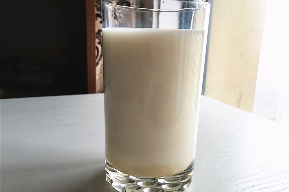 早上醒来后双手发胀五指握不紧,早晨起床感觉双手发胀是怎么回事